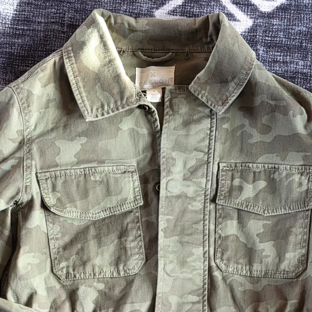 Caslon Women’s Army Zip Up Jacket Camo Pockets / Size XS